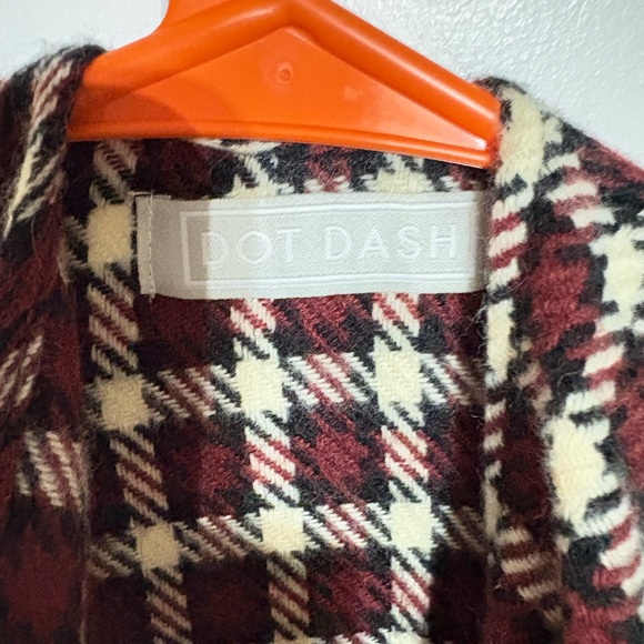Dot Dash vintage tartan wool sweater cape, celebrity inspired,cozy,preppy,warm! - Picture 2 of 6